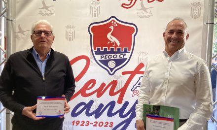 Pascual Sendra (entrenador) y Fernando Sendra (jugador) son nombrados los mejores de la historia del Pego CF