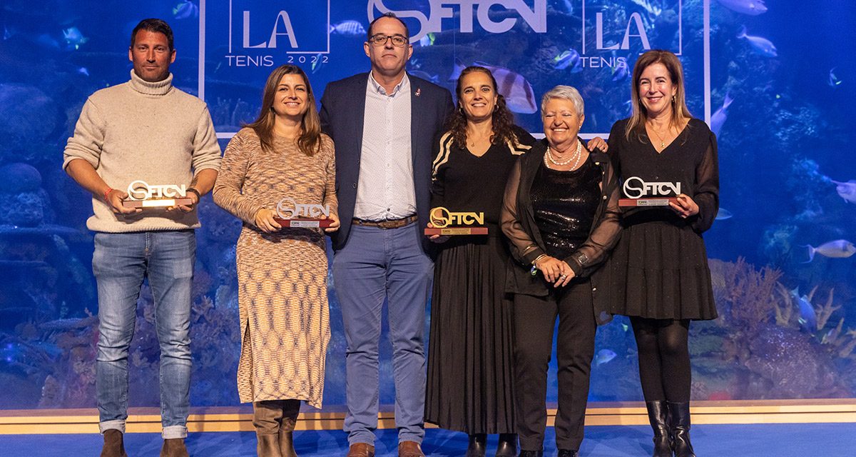Los equipos veteranos del CT Dénia y Manu Sala y Astrid Waernes premiados en la Gala de la Comunitat Valenciana 