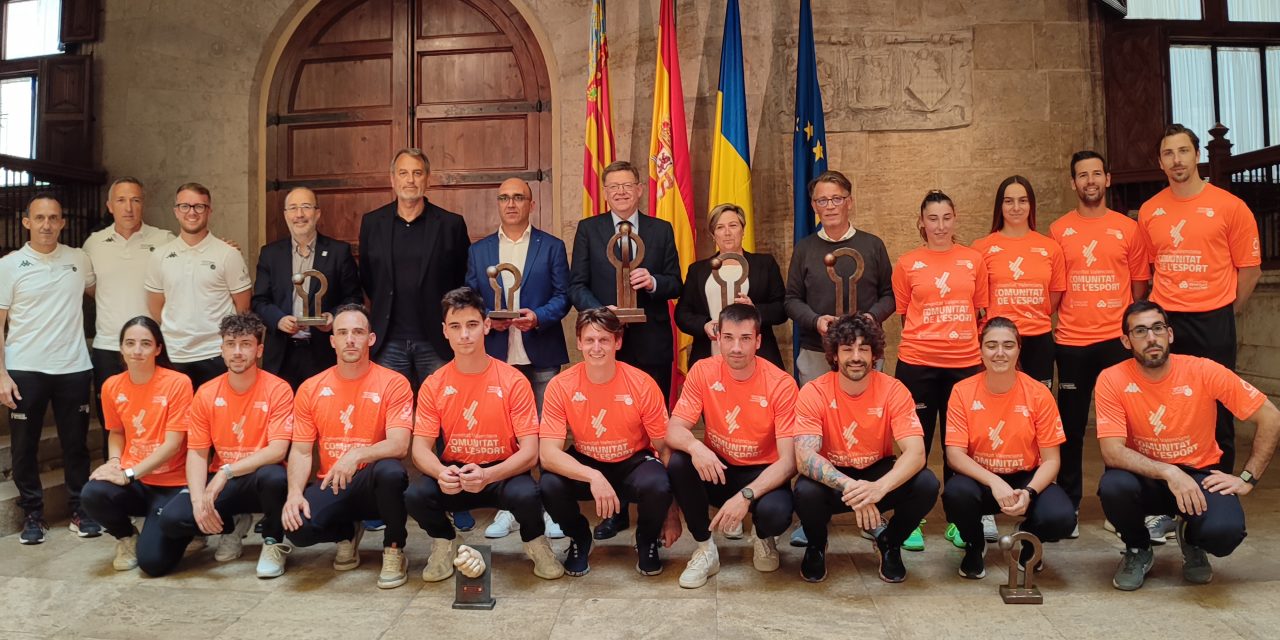 Molines, Giner, Sacha y Conillet reciben las felicitaciones de Ximo Puig tras ser campeones del mundo 