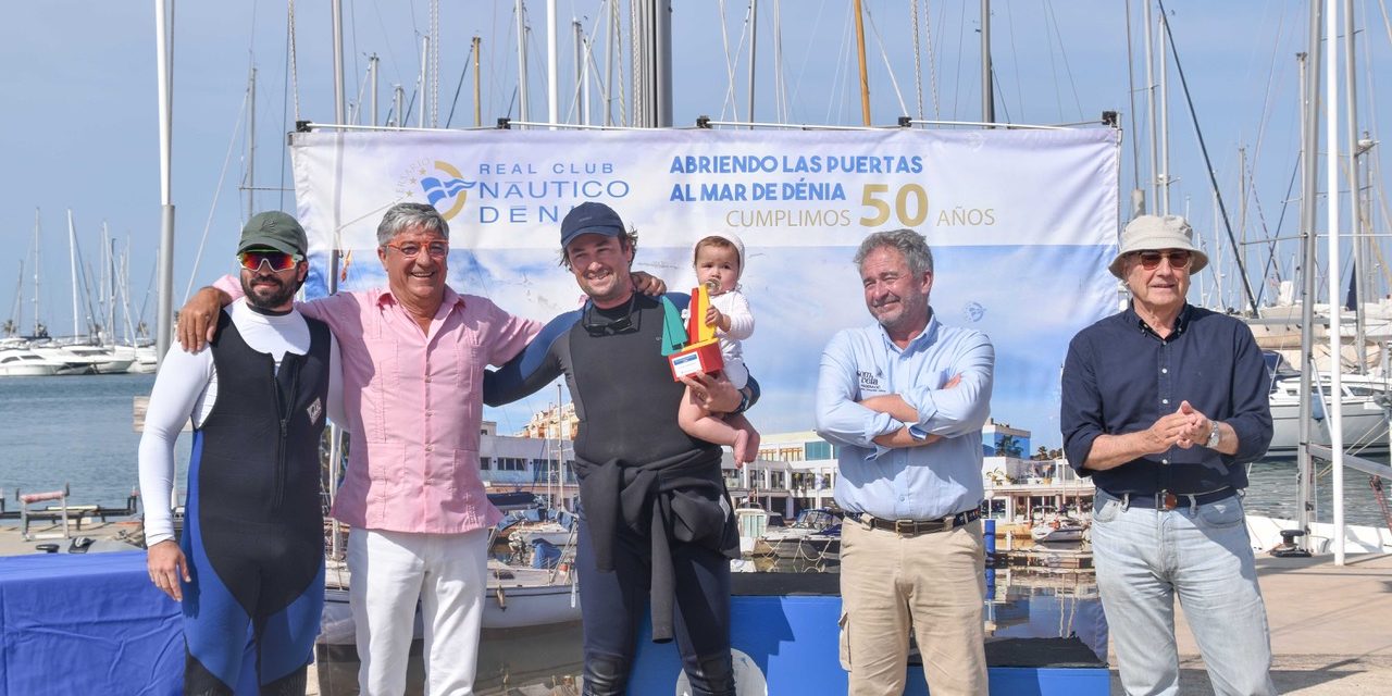 Los dianenses Santiago y Luis Bertó son campeones de Hobie 18 en la Copa de España de Catamaranes 