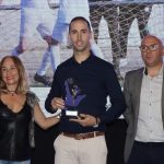 Ferran Monzó rep el guardó de màxim golejador en la Gala de la Federació