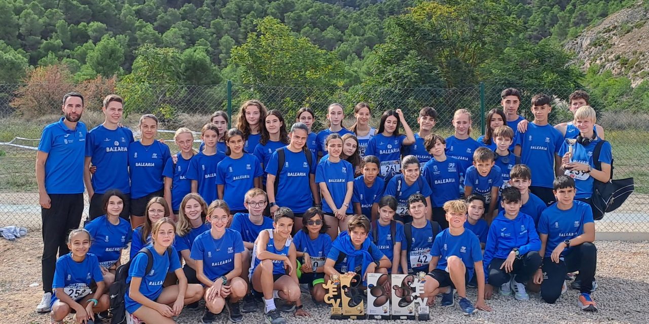 Los equipos del Baleària Diànium consiguen dos oros y tres platas en el provincial de cross escolar  