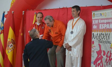 El denier Mikelo Signes es proclama doble campió d’Espanya de Wushu a Vila-real