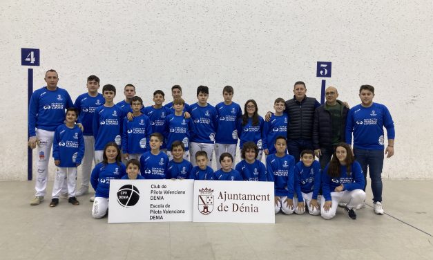 El CPV Dénia presenta als jugadors i jugadores de l’Escola Esportiva Municipal