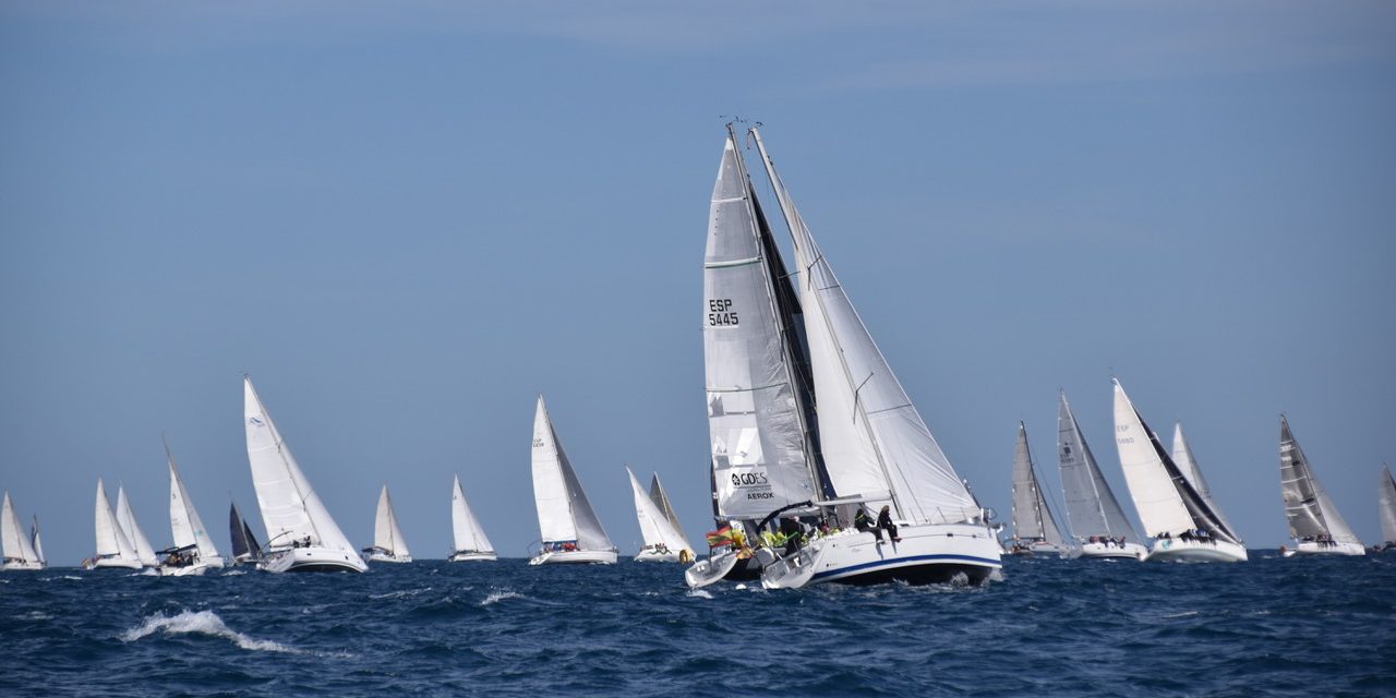 Setenta y nueve barcos participan en la versión Dénia de La Ruta de la Sal rumbo a Ibiza 